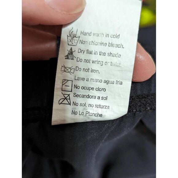 Beach Bay Women's 2 Piece Orange Floral Top Black Bottom Swim Suit Size 10 - Picture 8 of 9